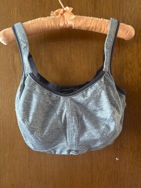 Sculptresse Supportive Gray Sports Bra with Structured Support
